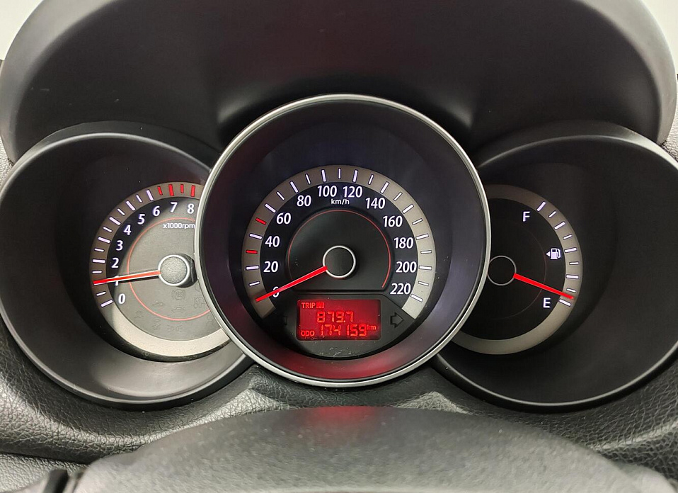 Kia Cerato, II 5-speed 1.6 MT (126 л.с.)