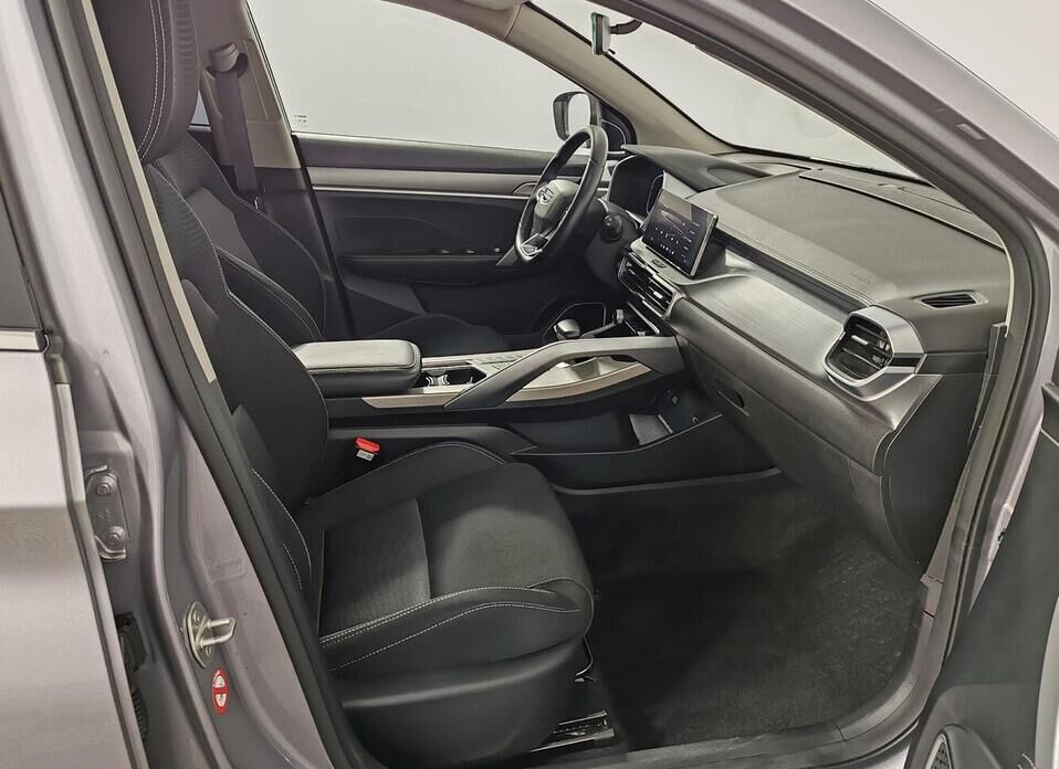 Geely Coolray 1.5 AMT (150 л.с.)