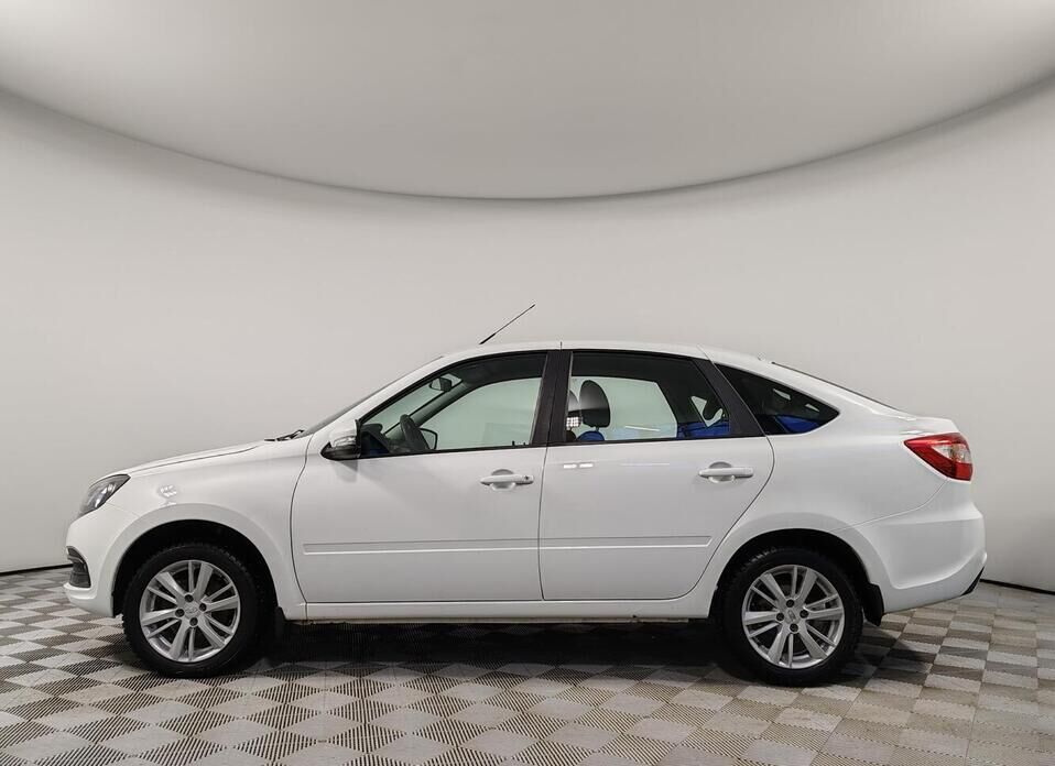 LADA (ВАЗ) Granta, I Рестайлинг 1.6 MT (90 л.с.)