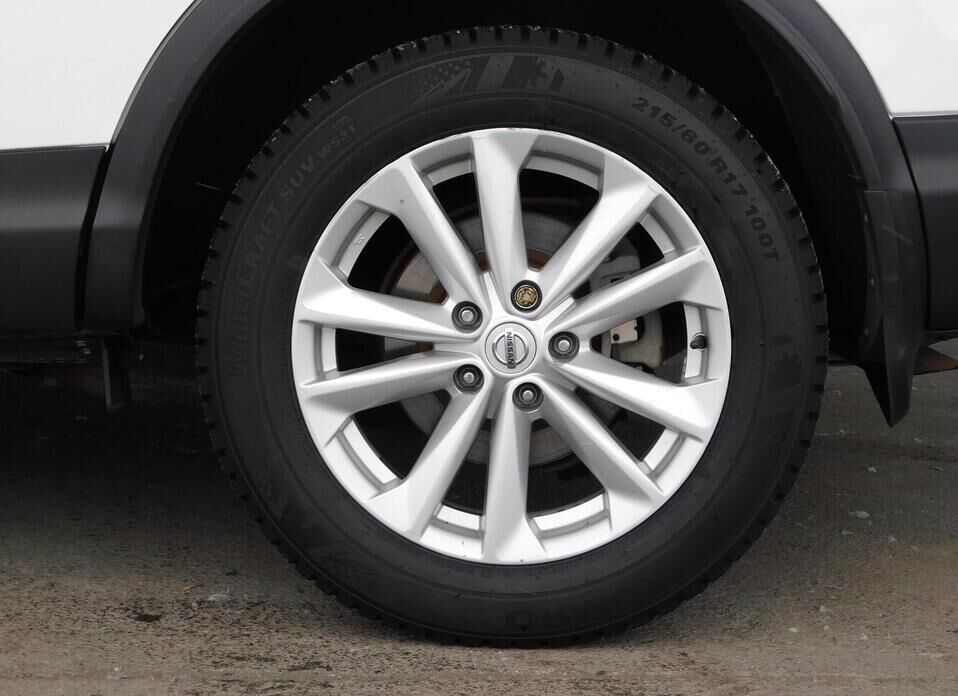 Nissan Qashqai, II 2.0 CVT (144 л.с.) 4WD