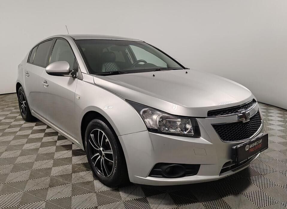 Chevrolet Cruze, I 1.6 MT (109 л.с.)