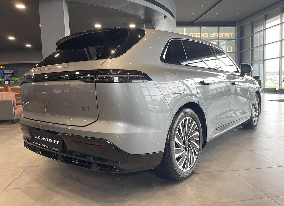 EXEED Exlantix ET 1.5hyb AT (469 л.с.) 4WD