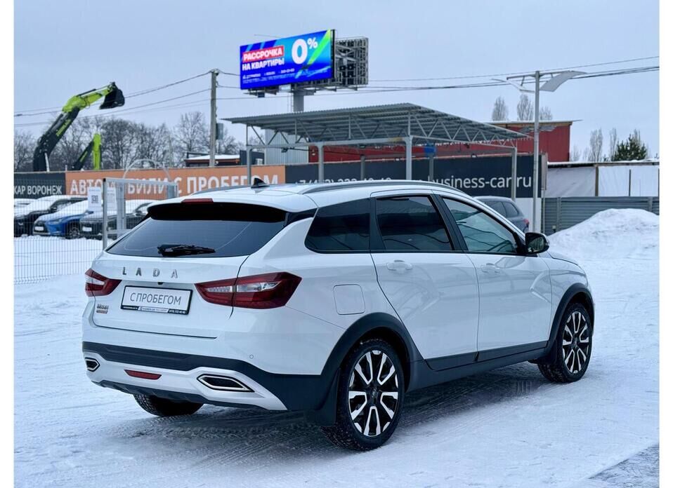 LADA (ВАЗ) Vesta, I Рестайлинг (NG) Cross 1.8 CVT (122 л.с.)