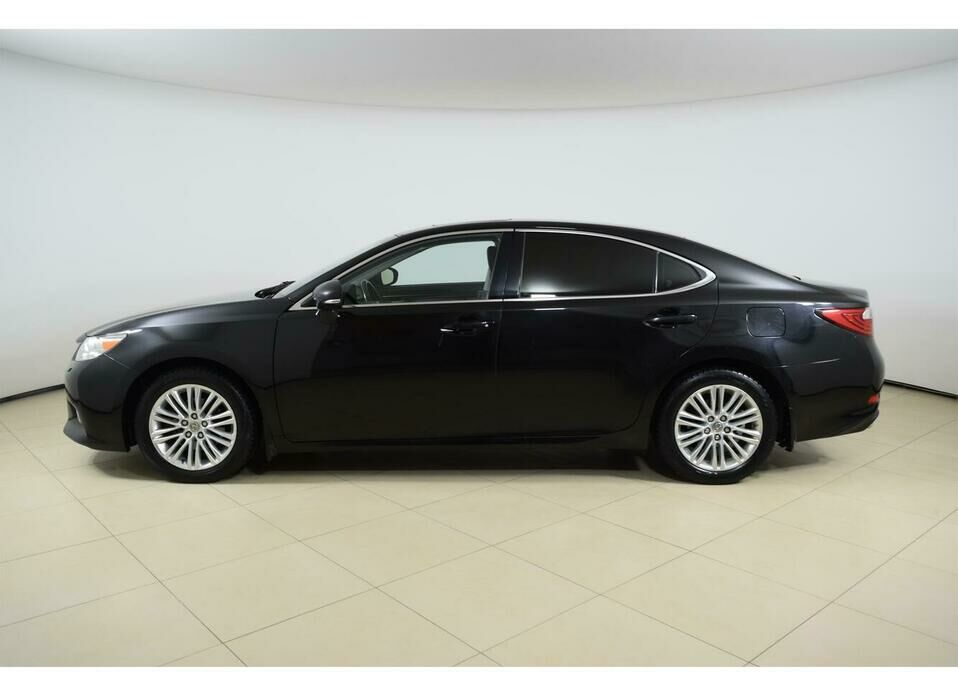 Lexus ES 250 2.5 AT (184 л.с.)