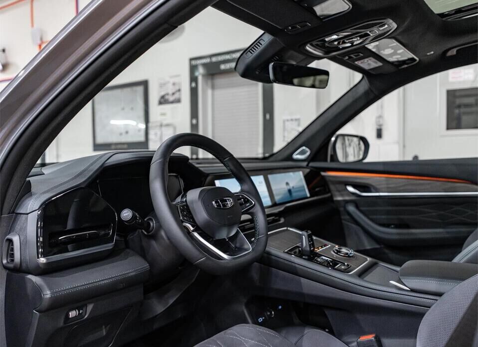 Geely Monjaro, I 2.0 AT (238 л.с.) 4WD