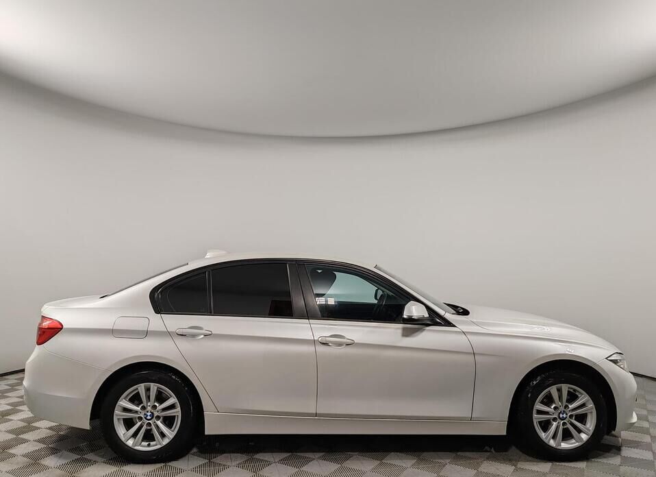 BMW 3 серии, VI (F3x) Рестайлинг 318i 1.5 AT (136 л.с.)