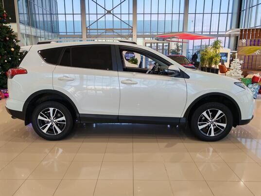 Toyota RAV4, 2016&nbsp;г., 73&nbsp;299&nbsp;км