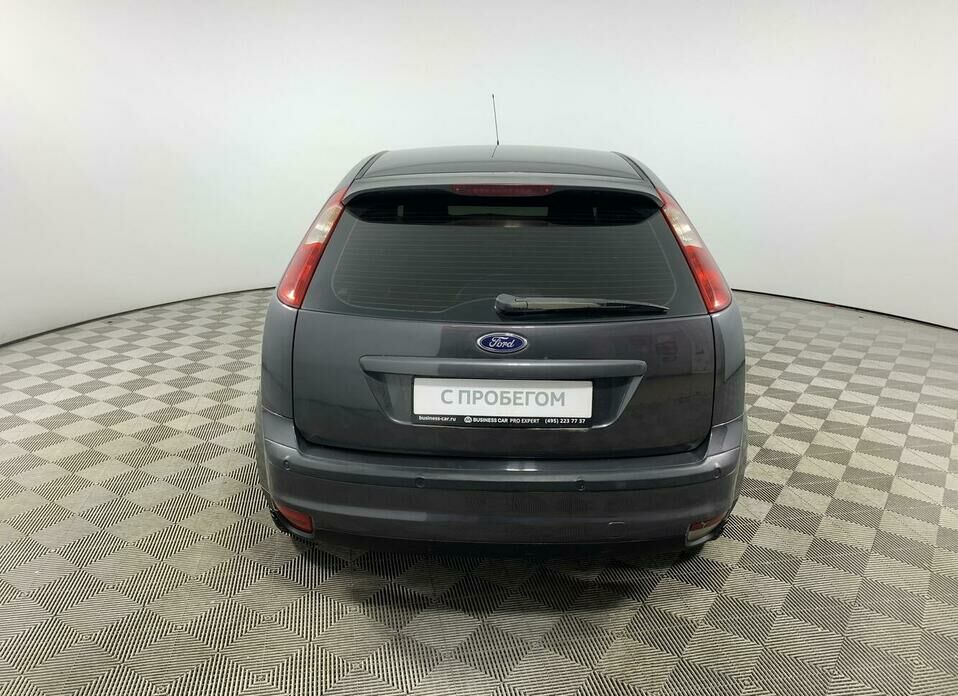 Ford Focus 2.0 AT (145 л.с.)