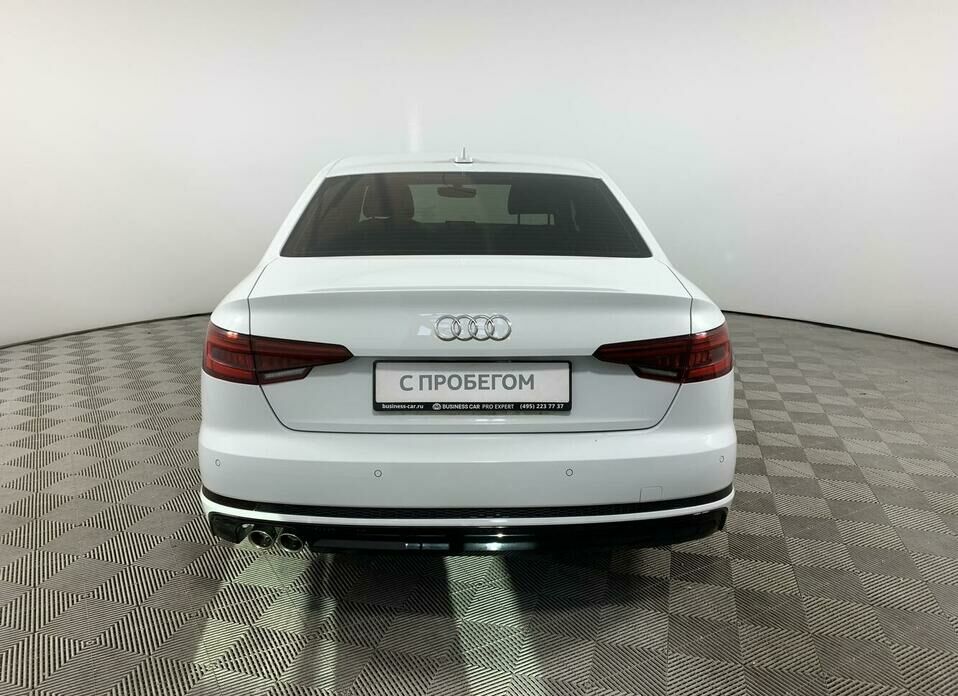 Audi A4 2.0d AMT (190 л.с.) 4WD