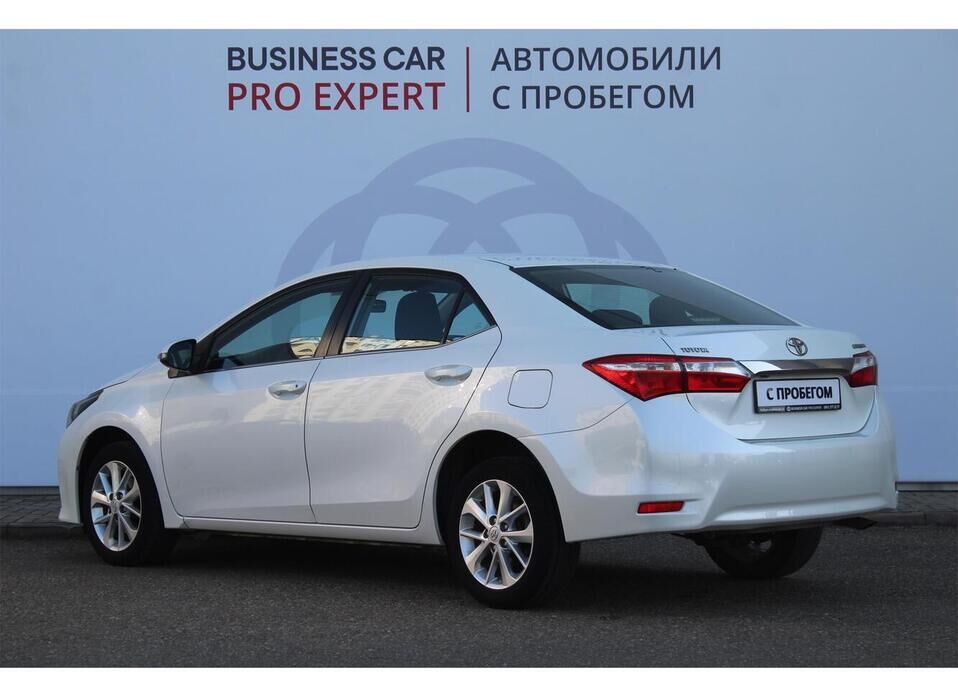 Toyota Corolla 1.6 CVT (122 л.с.)