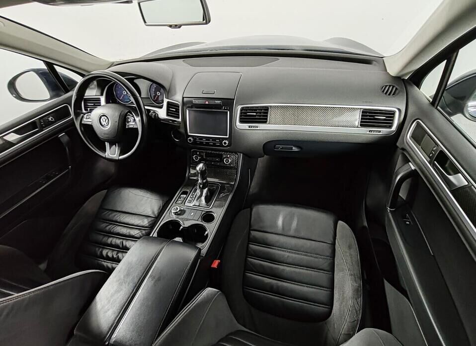 Volkswagen Touareg, II 3.0d AT (245 л.с.) 4WD