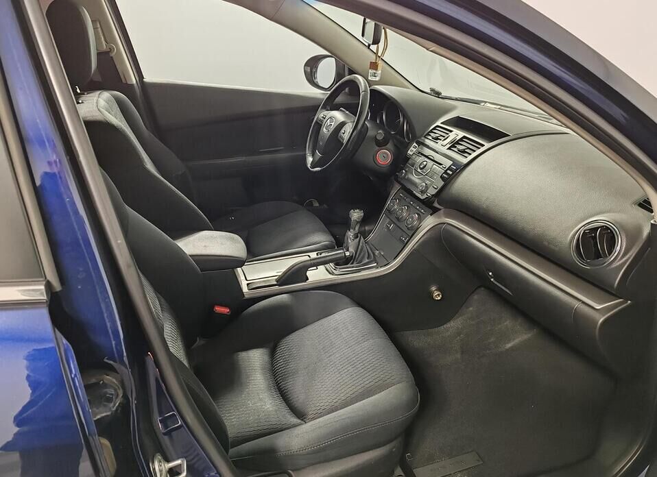Mazda 6, II (GH) Рестайлинг 1.8 MT (120 л.с.)