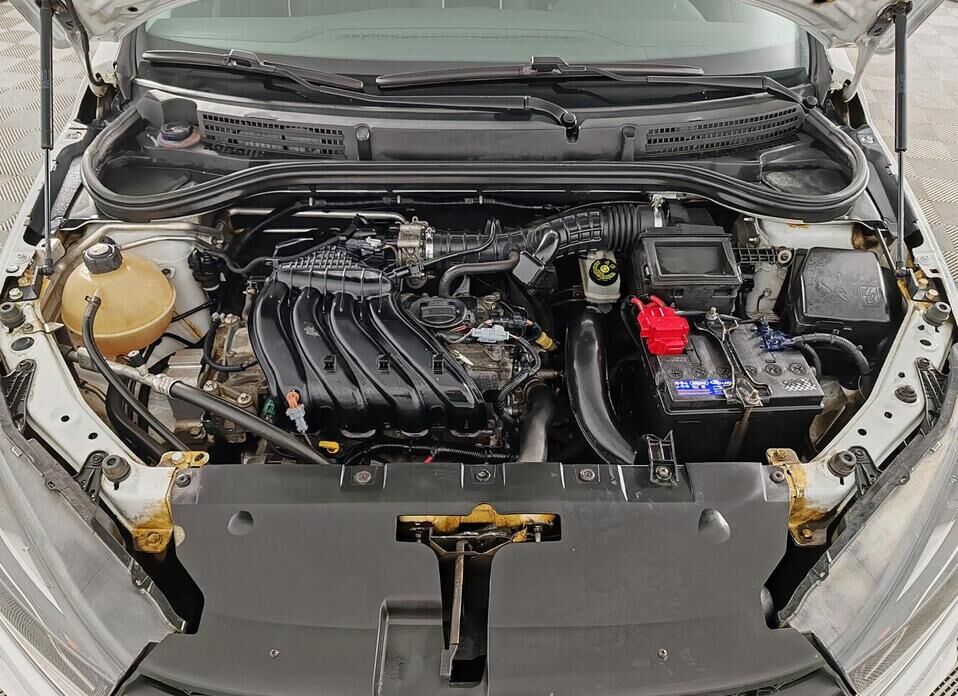 LADA (ВАЗ) Vesta, I 1.6 CVT (113 л.с.)