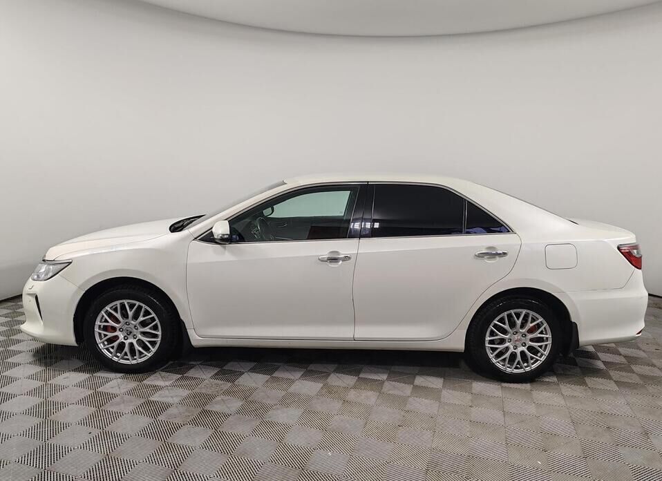 Toyota Camry, VII (XV50) Рестайлинг 2.5 AT (181 л.с.)
