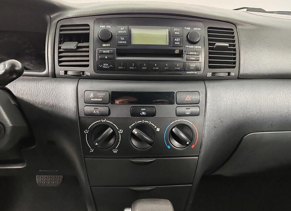 Toyota Corolla, IX (E120, E130) Рестайлинг 1.6 AT (110 л.с.)