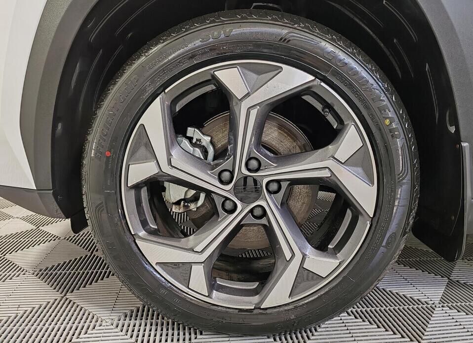 Geely Atlas, II 2.0 AMT (200 л.с.)