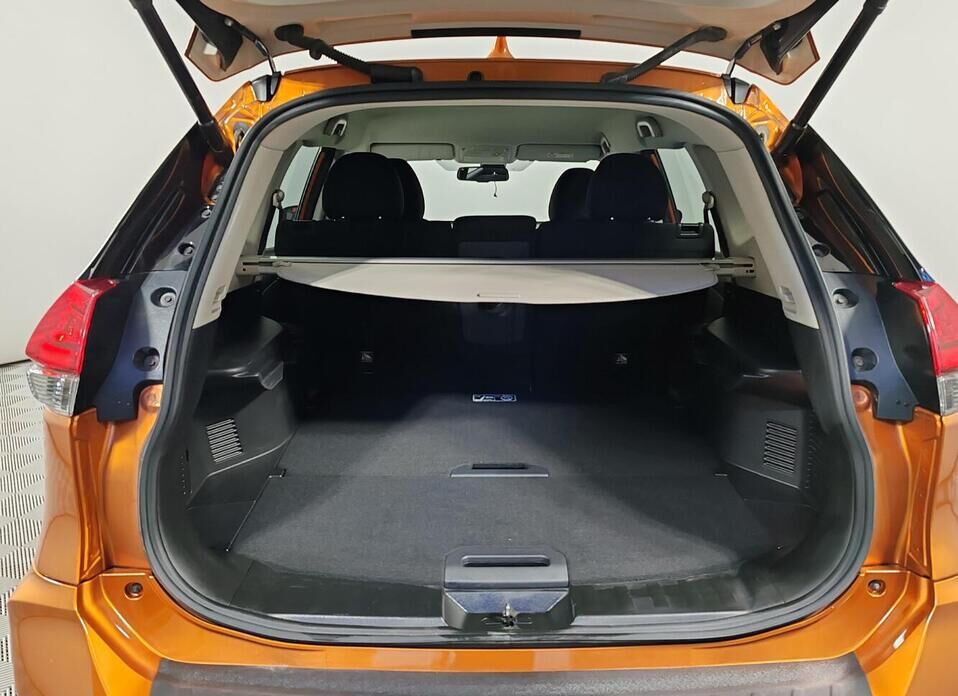 Nissan X-Trail, III Рестайлинг 1.6d MT (130 л.с.)