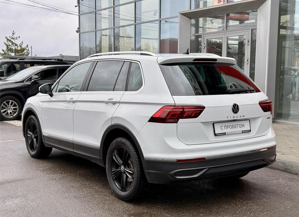 Volkswagen Tiguan, II Рестайлинг 2.0 AMT (180 л.с.) 4WD