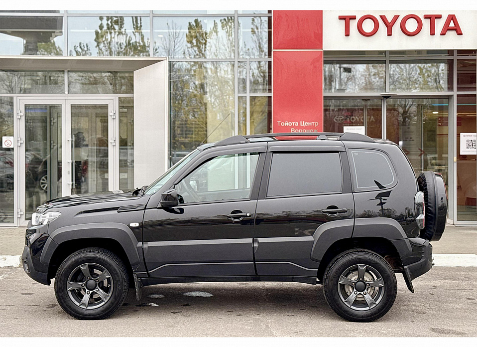 LADA (ВАЗ) Niva Travel, I 1.7 MT (80 л.с.) 4WD