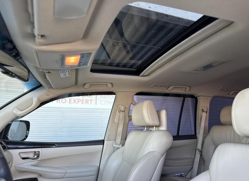 Lexus LX, III Рестайлинг 570 5.7 AT (367 л.с.) 4WD