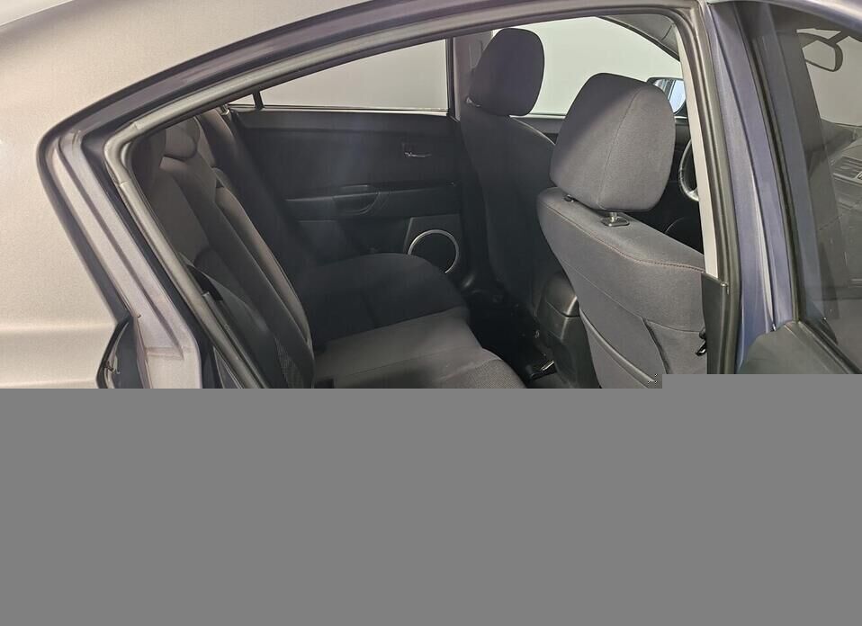 Mazda 3 1.6 AT (105 л.с.)