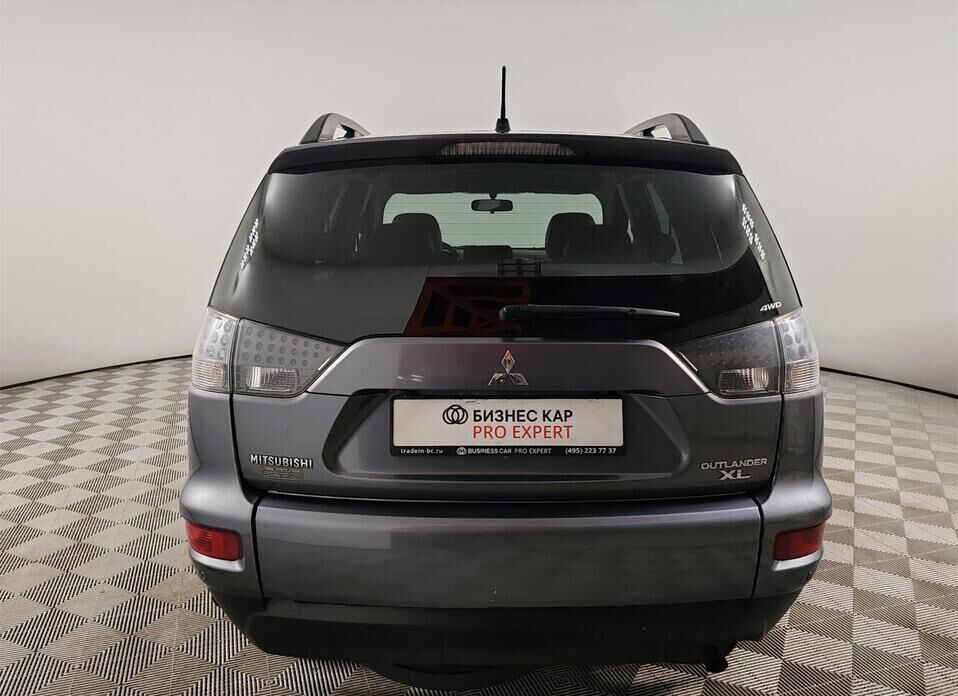 Mitsubishi Outlander, II Рестайлинг 2.0 CVT (147 л.с.) 4WD