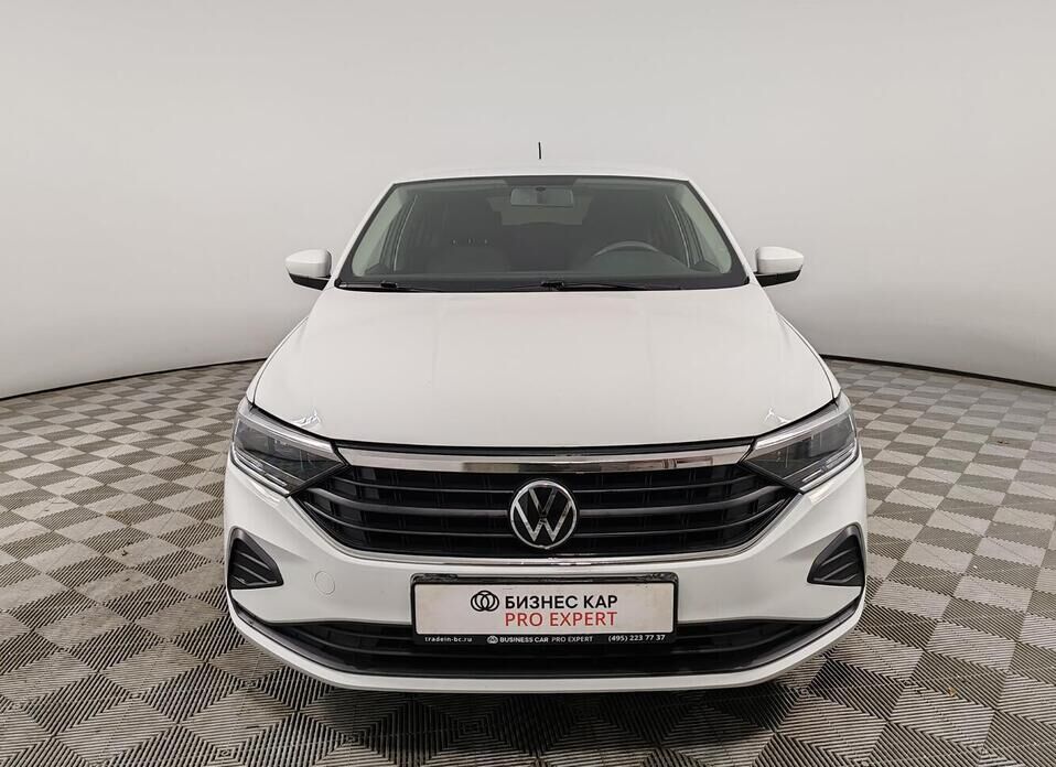 Volkswagen Polo, VI 1.6 AT (110 л.с.)