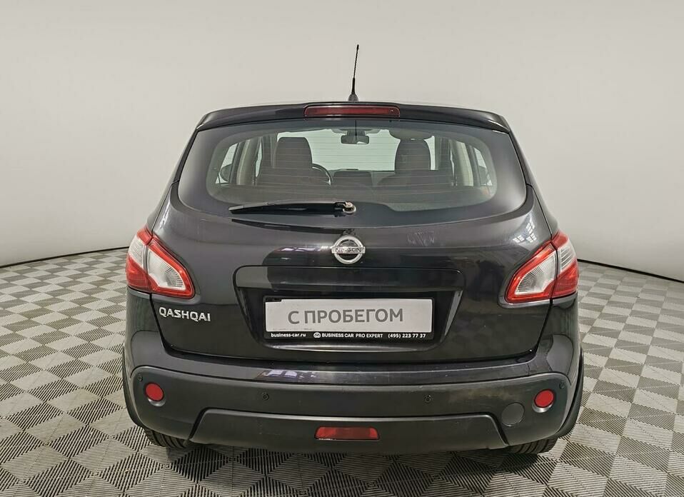 Nissan Qashqai 2.0 MT (141 л.с.) 4WD