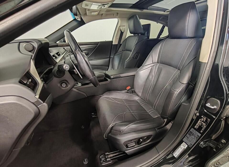 Lexus ES, VII 350 3.5 AT (249 л.с.)