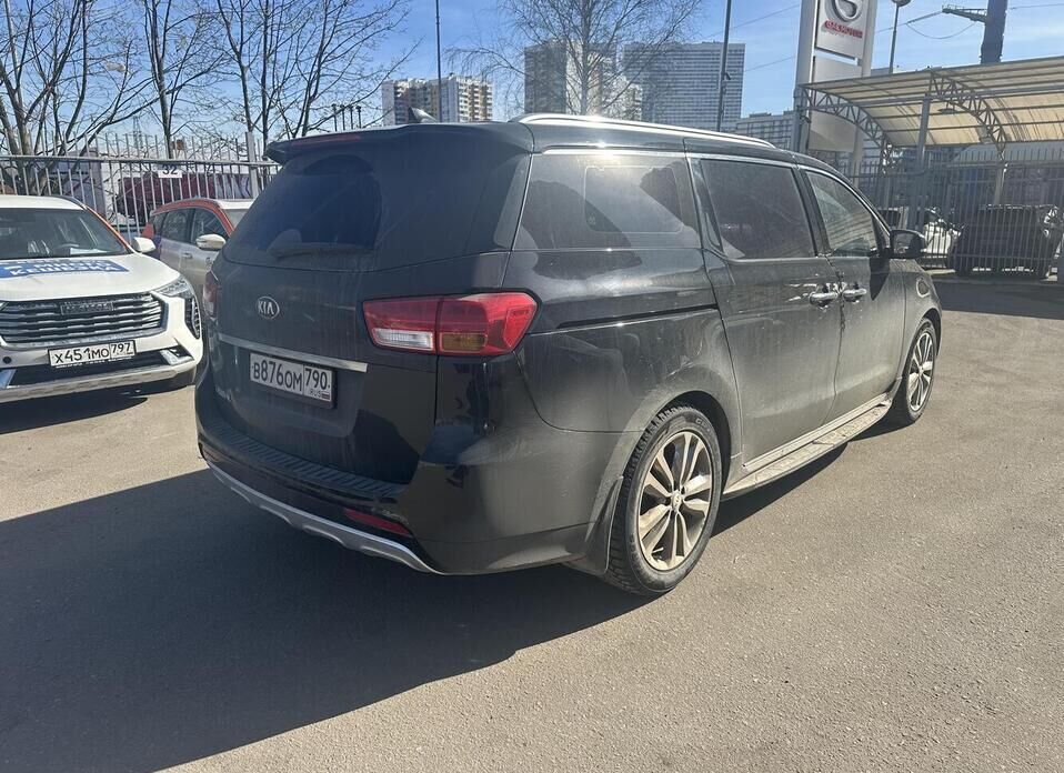 Kia Carnival, III 2.2d AT (202 л.с.)