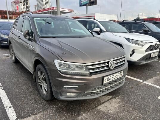 Volkswagen Tiguan, II, 2018 г., 130 375 км