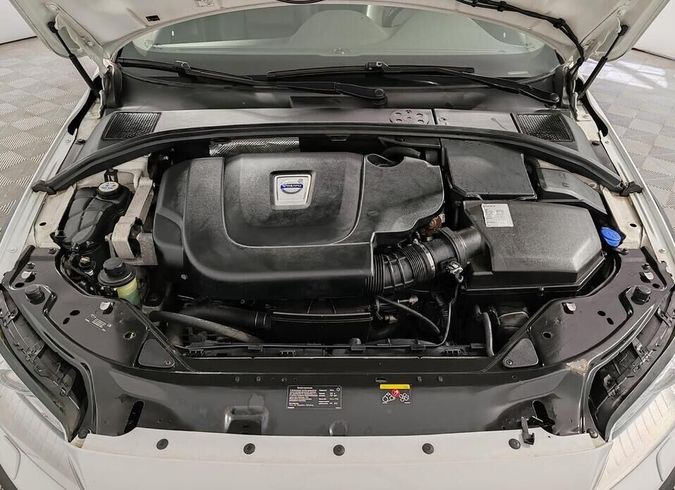 Volvo XC70 2.4d AT (175 л.с.) 4WD