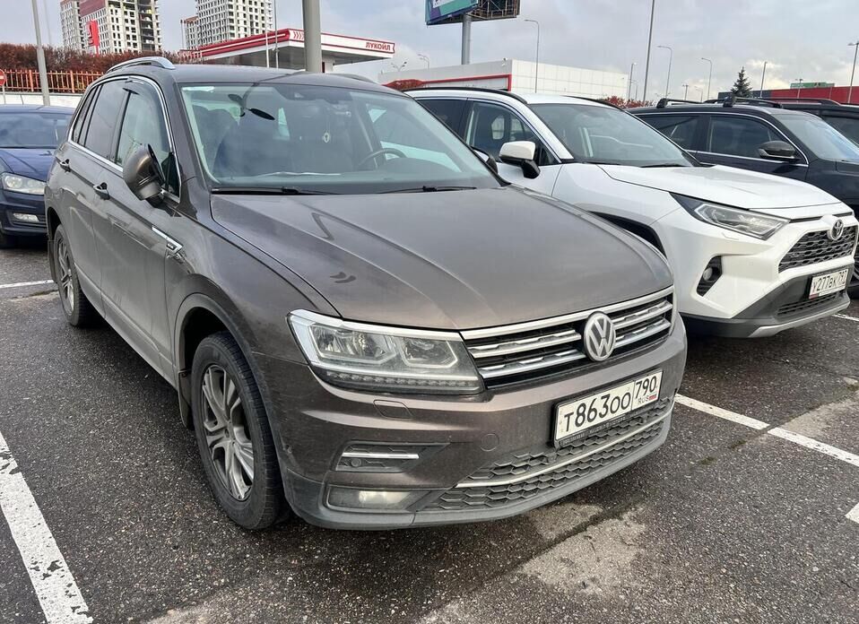Volkswagen Tiguan, II 2.0d AMT (150 л.с.) 4WD
