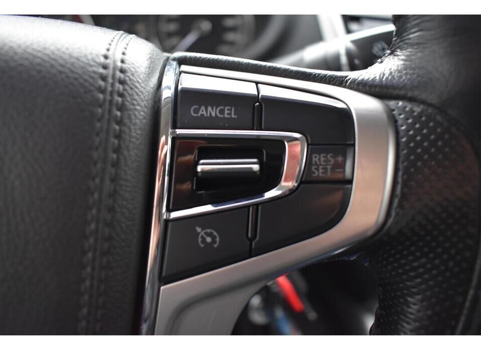Mitsubishi L200 2.4d AT (154 л.с.) 4WD