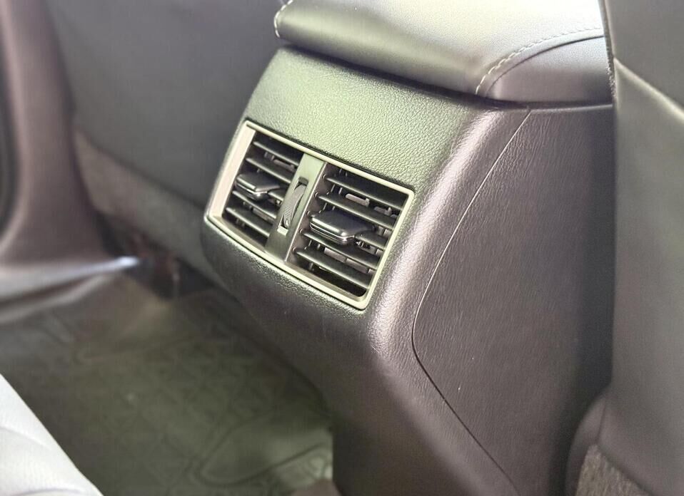 Lexus NX, I 200 2.0 CVT (150 л.с.) 4WD