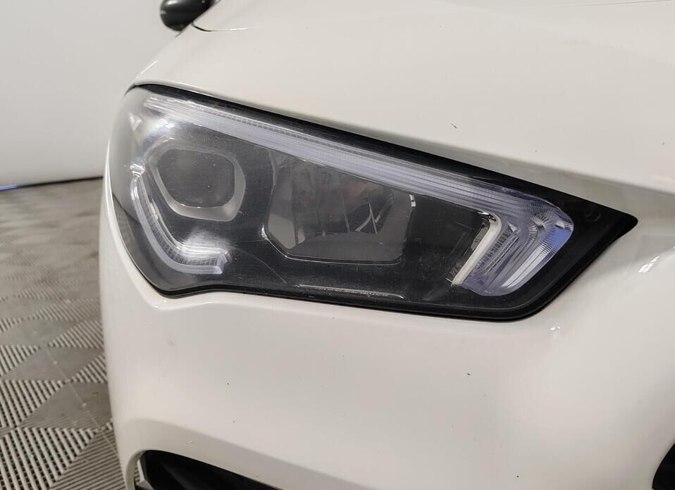 Mercedes-Benz CLA 200 1.3 AMT (150 л.с.)