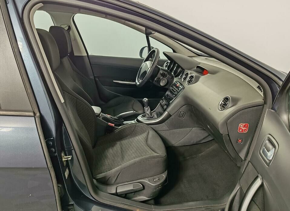 Peugeot 308 1.6 MT (120 л.с.)