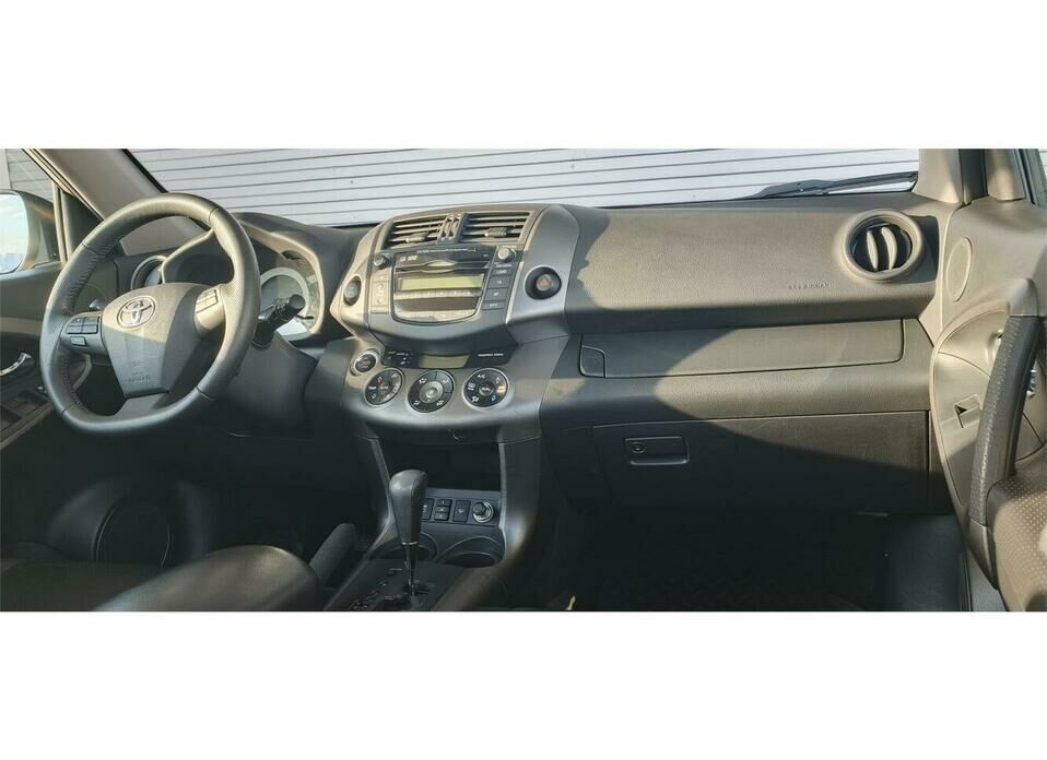 Toyota RAV4 2.0 CVT (148 л.с.) 4WD