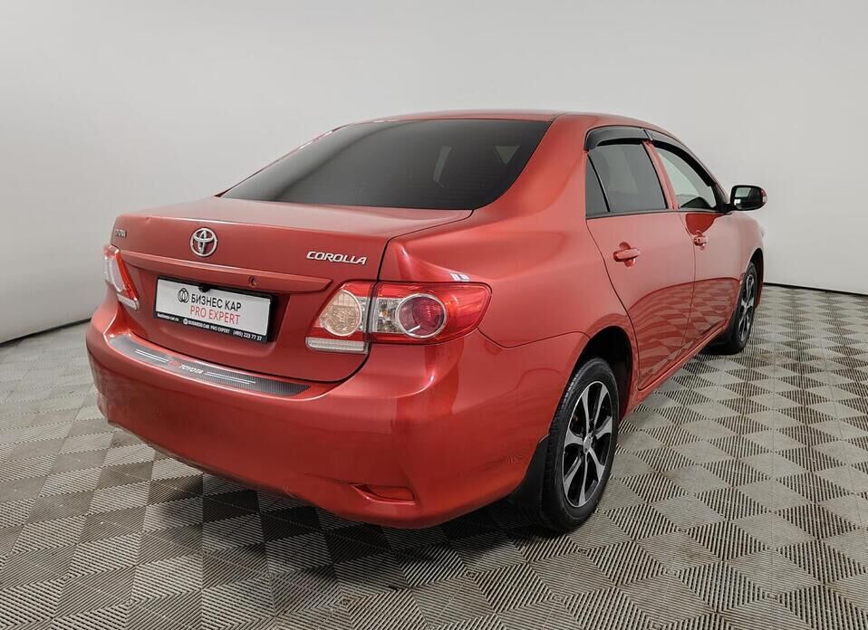 Toyota Corolla, X (E140, E150) Рестайлинг 1.6 MT (124 л.с.)