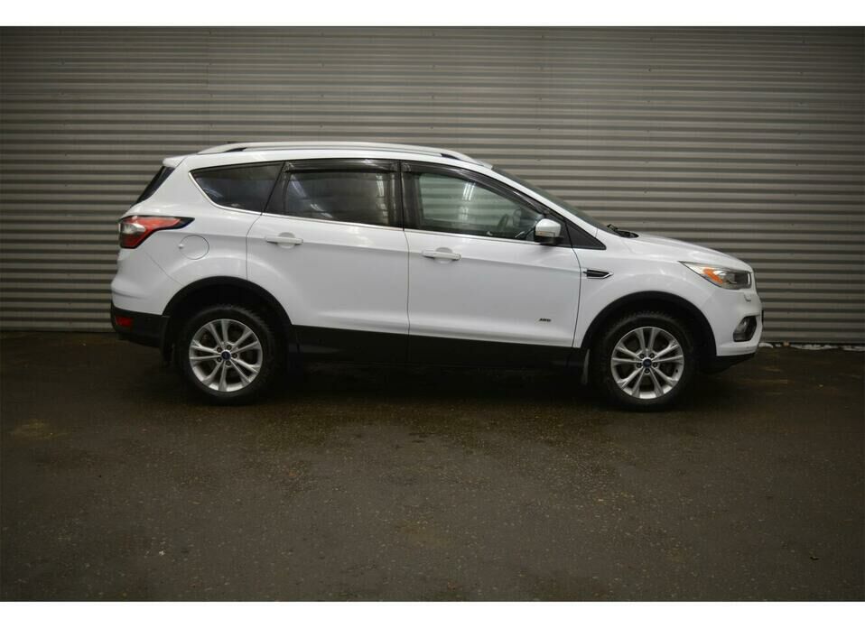 Ford Kuga 1.5 AT (150 л.с.) 4WD