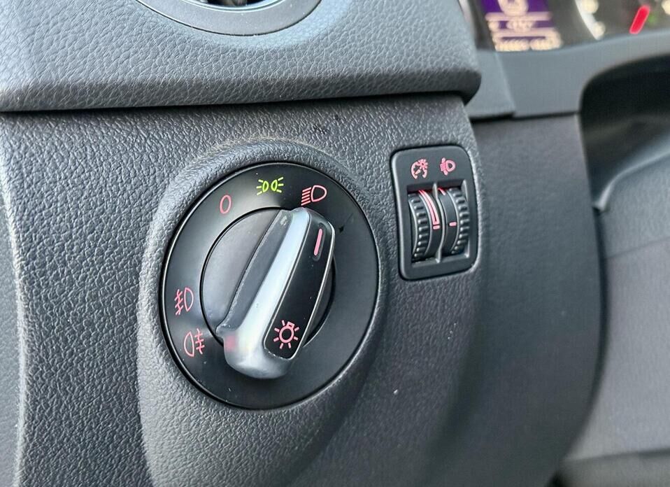 Volkswagen Tiguan, I 2.0 AT (170 л.с.) 4WD