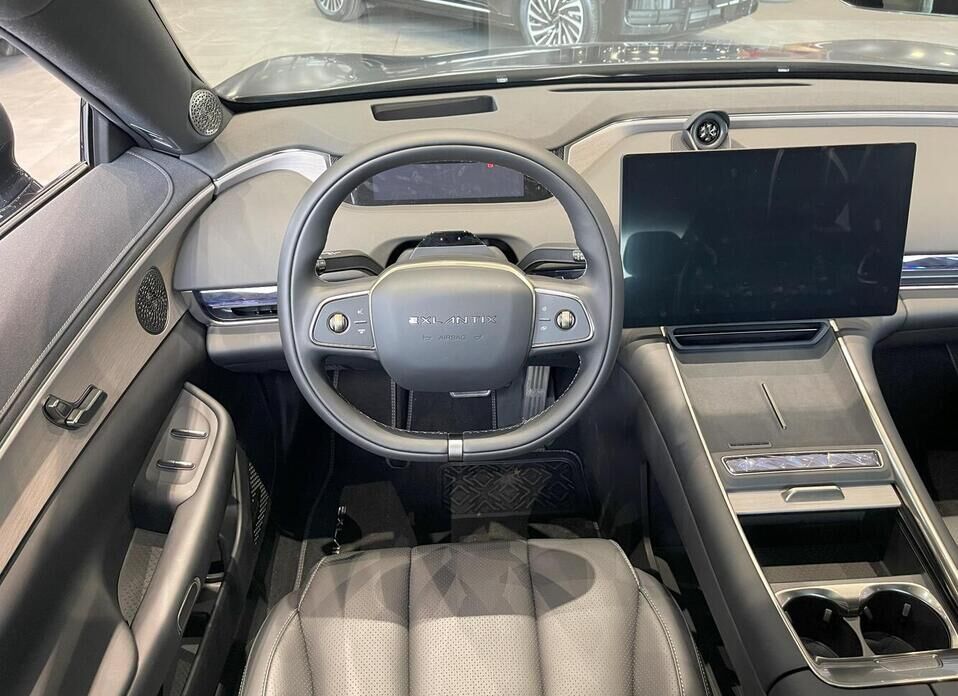 EXEED Exlantix ES 1.5hyb AT (469 л.с.) 4WD