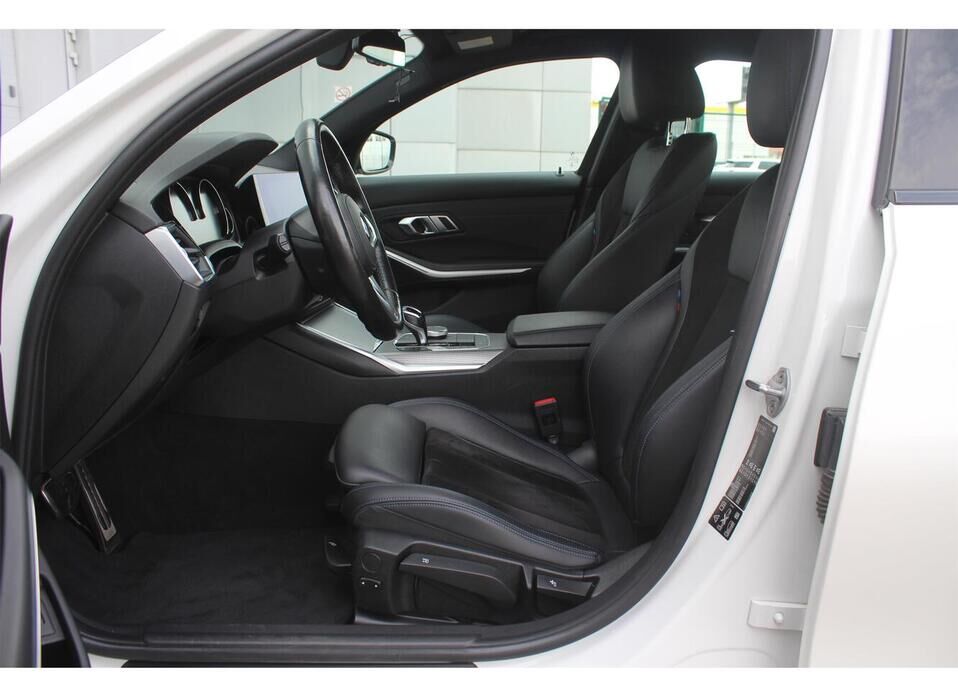 BMW 3 серии, VII (G2x) 320i xDrive 2.0 AT (184 л.с.) 4WD