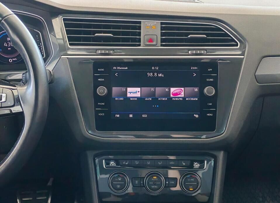 Volkswagen Tiguan, II 2.0d AMT (150 л.с.) 4WD