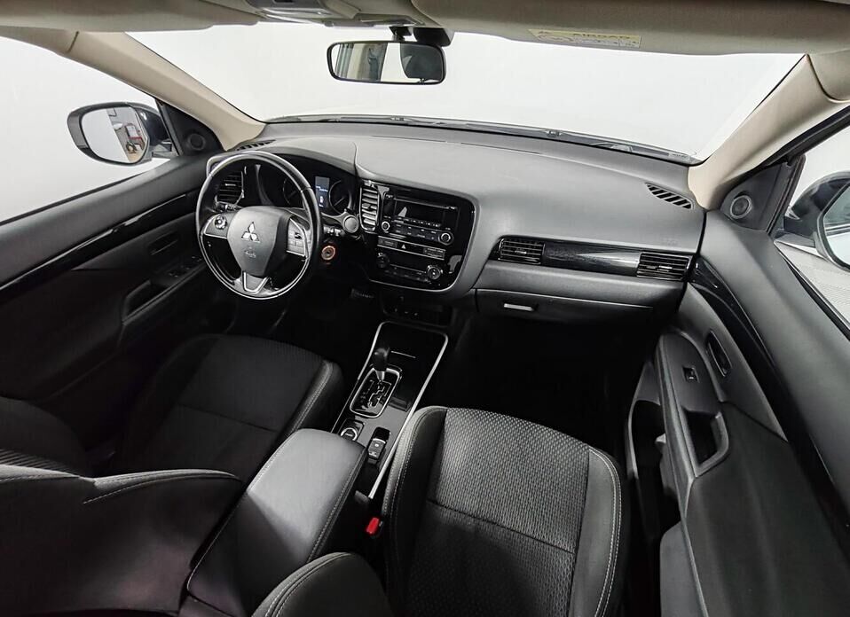 Mitsubishi Outlander, III Рестайлинг 3 2.0 CVT (146 л.с.) 4WD