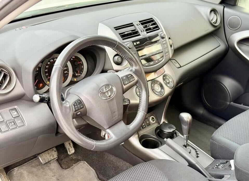 Toyota RAV4, III (XA30) Рестайлинг 2.0 CVT (158 л.с.) 4WD