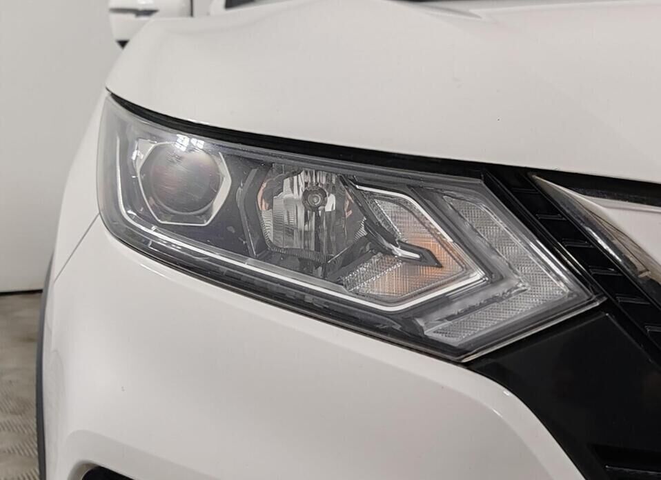 Nissan Qashqai, II Рестайлинг 2.0 CVT (144 л.с.)