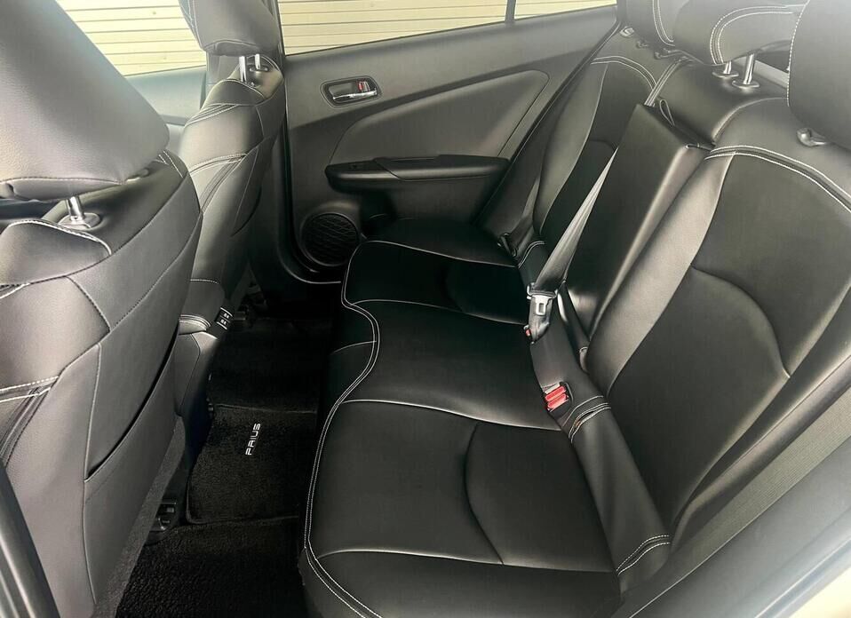 Toyota Prius, IV Рестайлинг (XW50) 1.8hyb AT (98 л.с.)