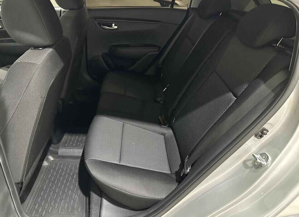 Kia Rio, IV Рестайлинг X 1.6 AT (123 л.с.)