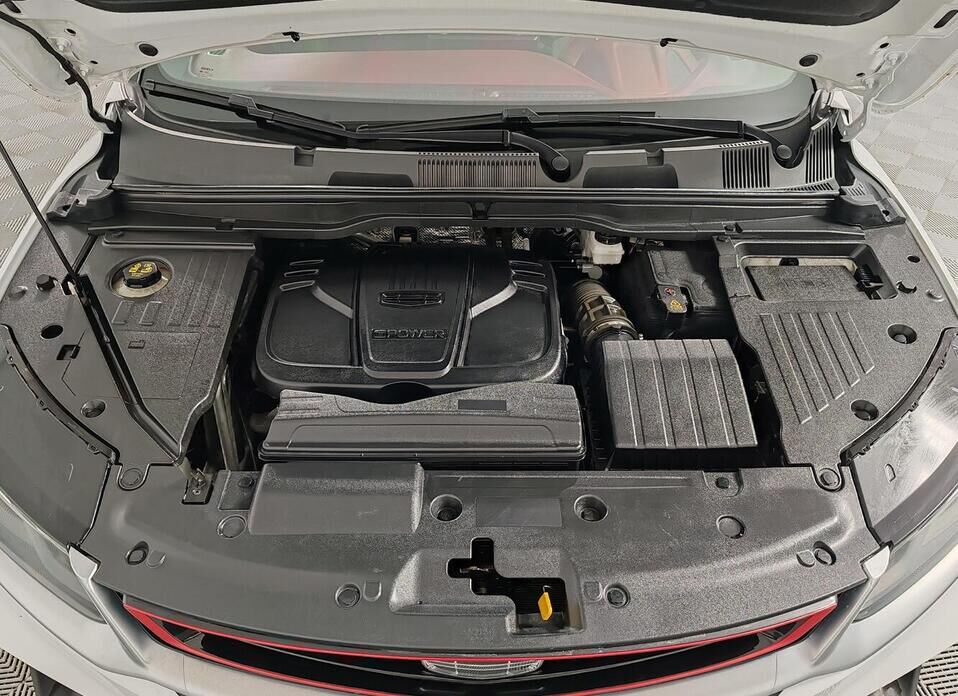 Geely Coolray, I 1.5 AMT (150 л.с.)
